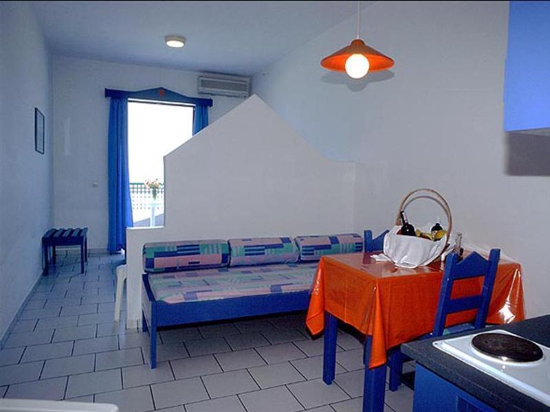 Appartement Flisvos Beach (Adults Only) à Réthymnon Extérieur photo