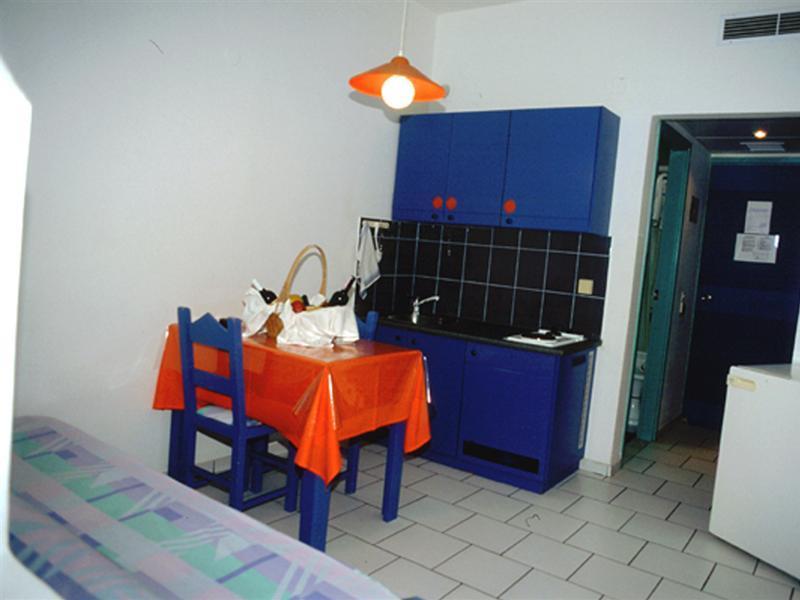 Appartement Flisvos Beach (Adults Only) à Réthymnon Extérieur photo
