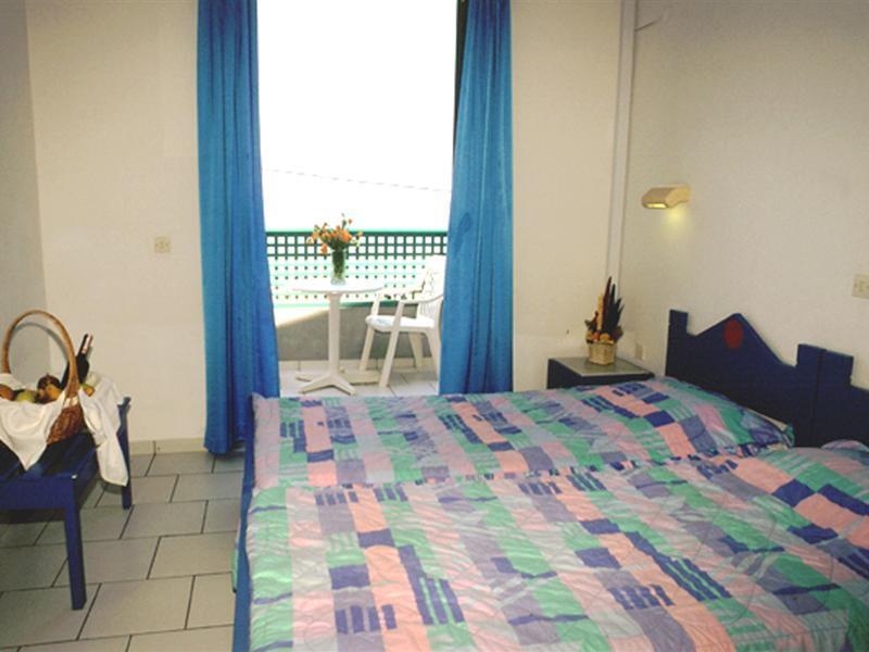Appartement Flisvos Beach (Adults Only) à Réthymnon Extérieur photo